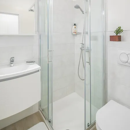 Katana Apartment *