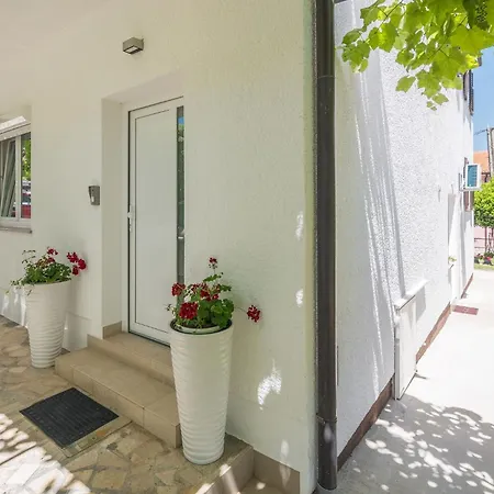 Apartment Katana Porec